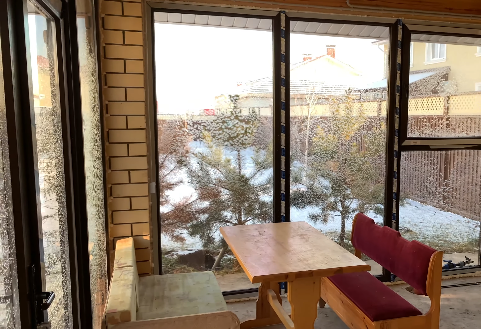 Теплое остекление беседки